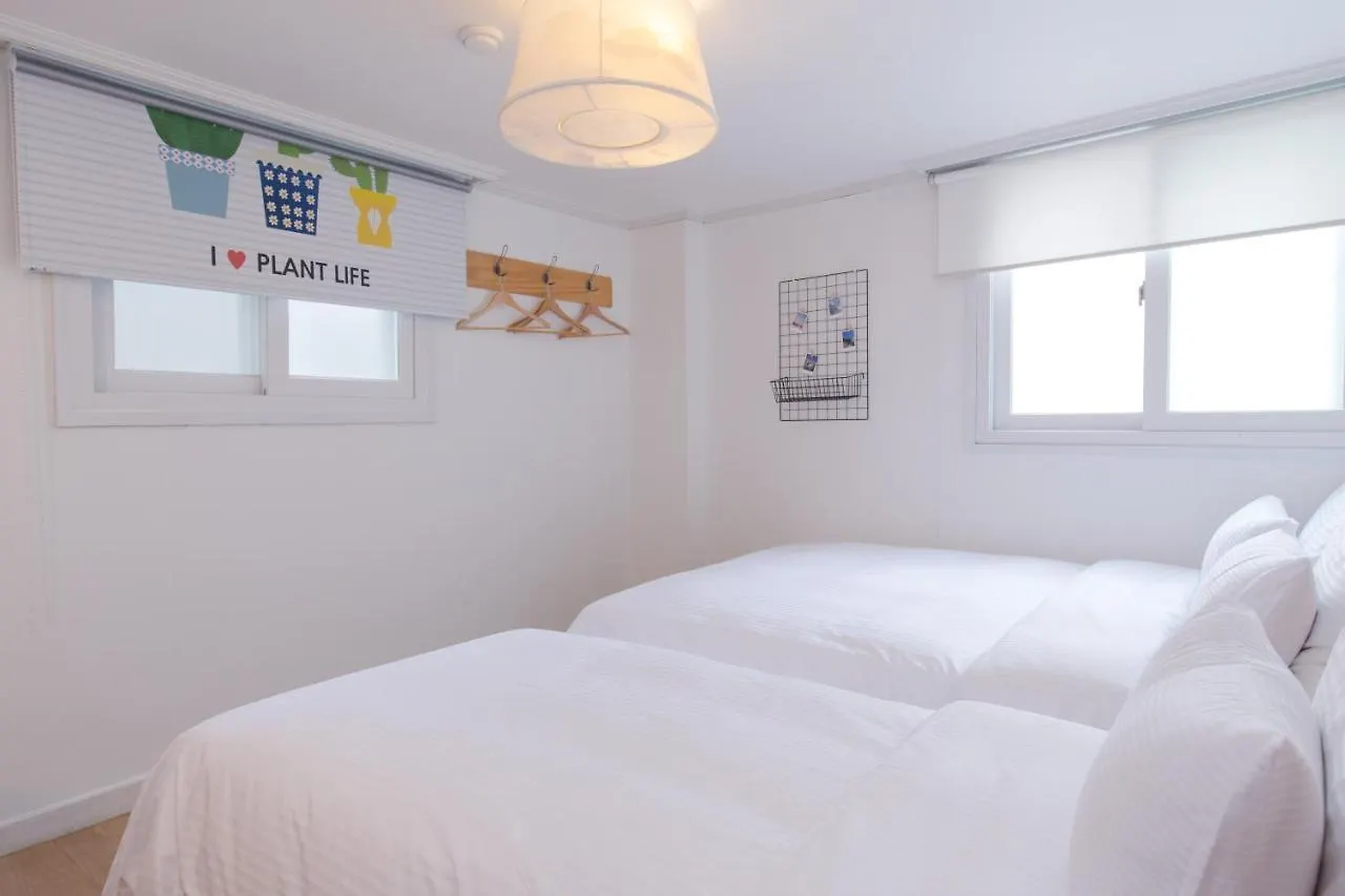 Travel Monster Hotel Seoul