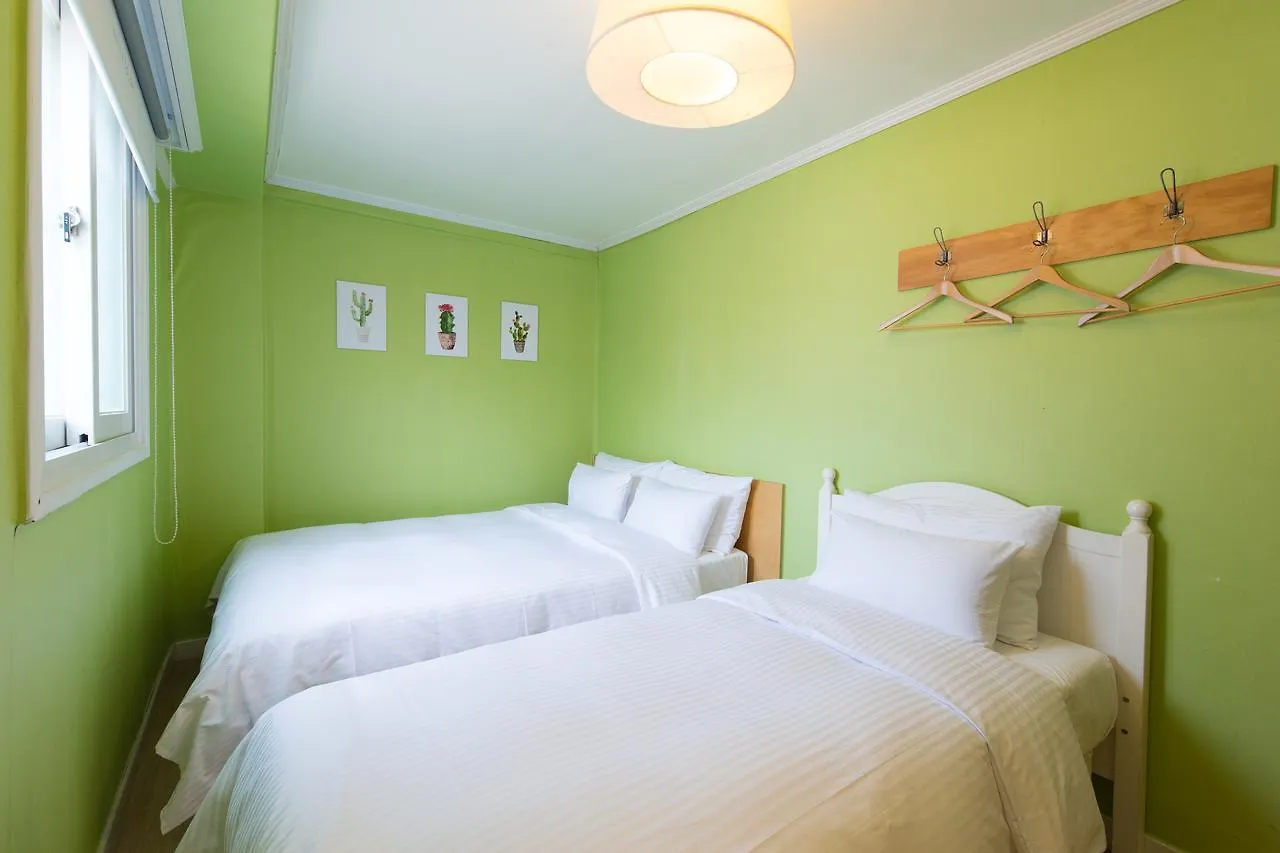 *** Guest house Travel Monster Hotel Seoul South Korea