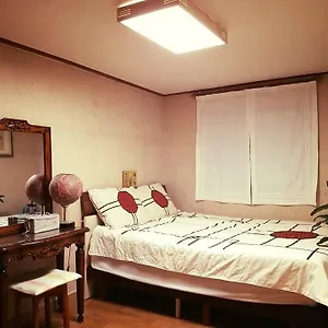 Lydia Craft ** Seoul